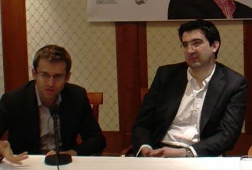 Aronian and Kramnik at the press conference.