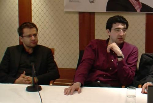 Aronian and Kramnik at the press conference.