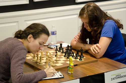 Anna Zatonskih plays multiple games of chess