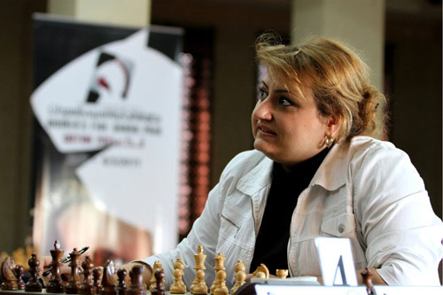 Humpy Koneru Maintains Leadership at Women's FIDE Grand Prix Leg