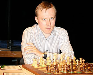 Ruslan Ponomariov edges closer to victory. Photo © Georgios Souleidis.