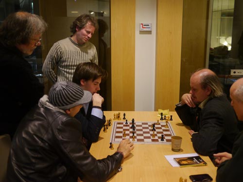 Ian Rogers, Robin van Kampen and Stuart Conquest amongst others in the analysis room