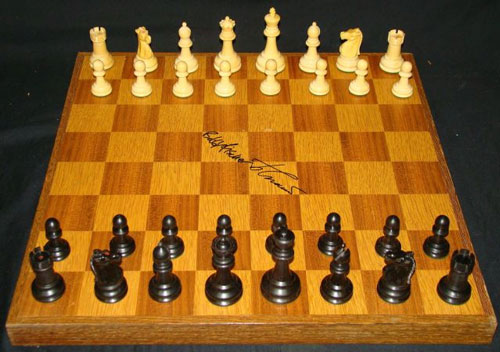 Bobby Fischer settles down