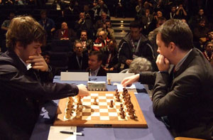 Magnus Carlsen vs Nigel Short. 
