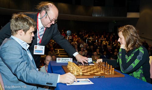 Carlsen beats Polgar to break Kasparov record in London Classic