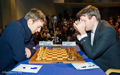 Carlsen beats Polgar to break Kasparov record in London Classic