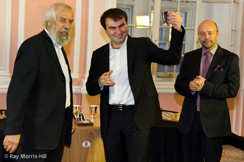 A pleased looking Shakhriyar Mamedyarov and Geoffrey Borg at the prize giving