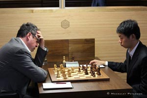 Gelfand against Wang Hao. Photo © Macauley Peterson.