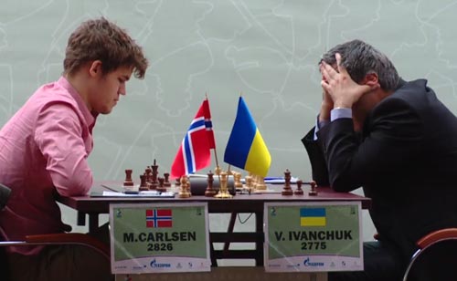 Magnus Carlsen against Vassily Ivanchuk