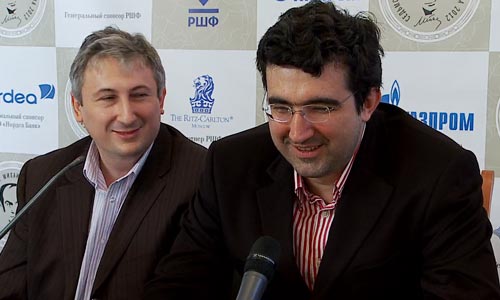 Kramnik at the press conference translated by GM Maxim Dlugy