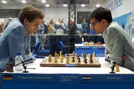 Alexander Donchenko lost to Anish Giri who moved into the join lead after 3 rounds. Photo ©