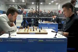 Nepomniachtchi beat Abdusattorov in Round 8. Photo © 