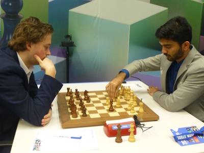 Gukesh vs Keymer Tata Steel 2025 Round 5 Photo © Michiel Abeln.