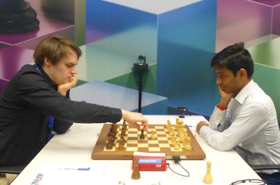 Bluebaum vs Aravindh Tata Steel Round 1 Photo &copy; Michiel Abeln.