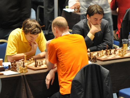 Russia's chances against the Netherlands were mostly with Karjakin and Morozevich but two draws resulted