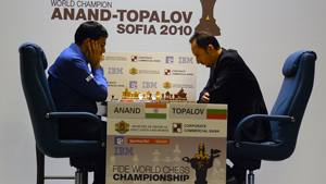 Anand - Topalov Game 6. Photo © 