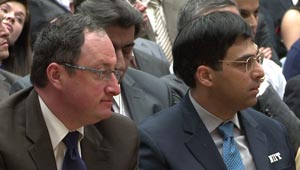 Gelfand and Anand ready for the start. Photo © 