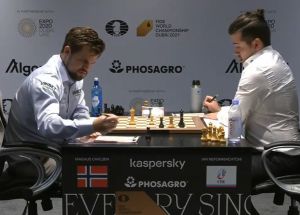 Magnus Carlsen and Ian Nepomniachtchi play out draw in Game 2 of World  Chess Championship