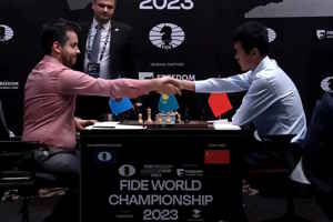 FIDE World Chess Championship Game 11