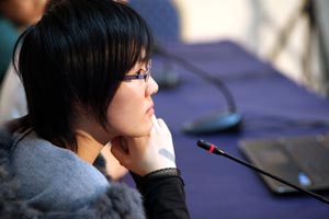 Hou Yifan's two game lead looks close to decisive in this 10 game match. Photo © 