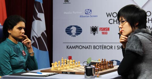 Humpy Koneru against Hou Yifan