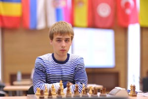 18 year old Yaroslav Zherebukh of the Ukraine looks likely to get plenty of invitations on the back of his progression to Round 4. Photo © 