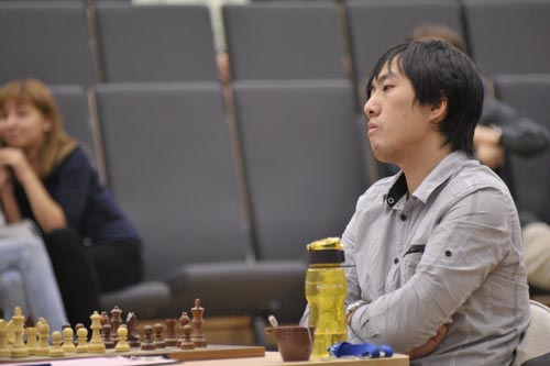 Bu Xiangzhi goes to a playoff against Ivanchuk