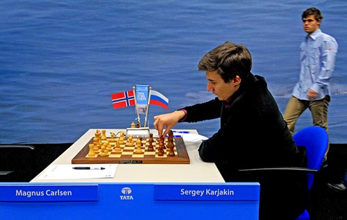 Magnus Carlsen against Sergey Karjakin