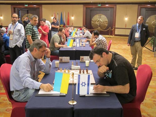 Ukraine against Isreal with Ivanchuk against Sutovsky in the foreground