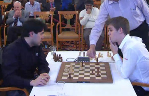 Nakamura and Carlsen chat straight after their game. Photo © 